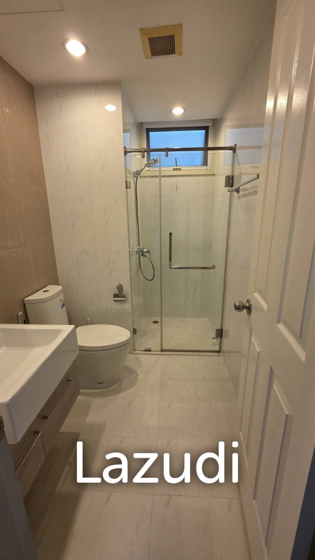 Sophisticated 2-BR in Bangkok's Baan Siri 31 Condo