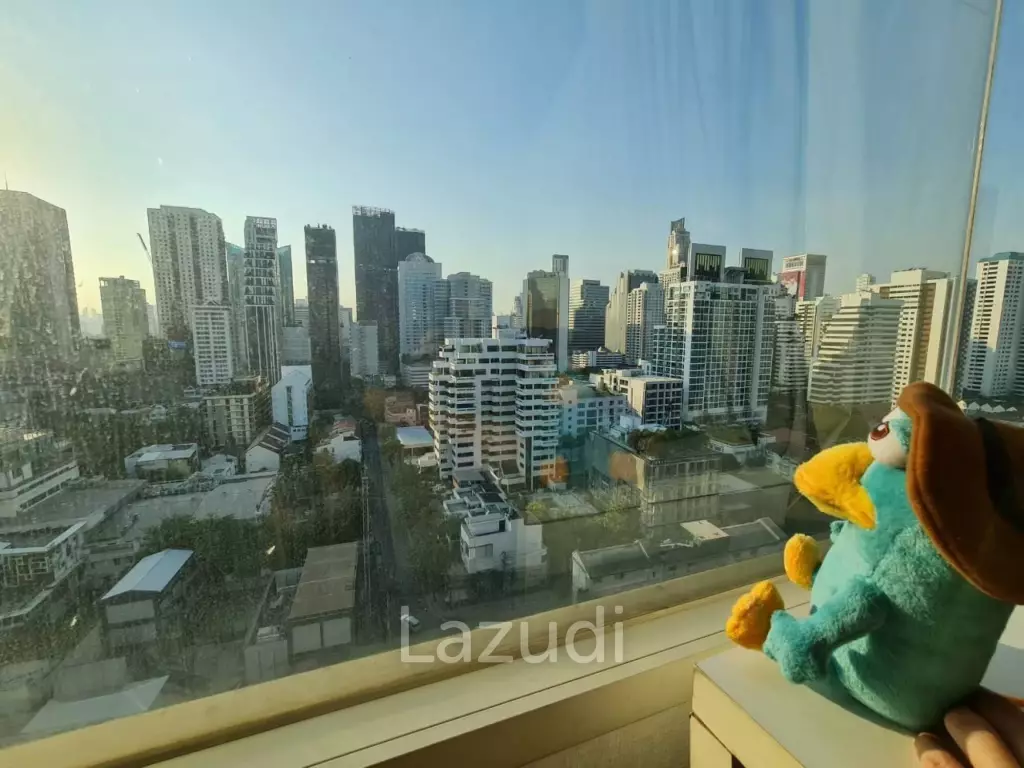 Sophisticated 2-BR in Bangkok's Baan Siri 31 Condo