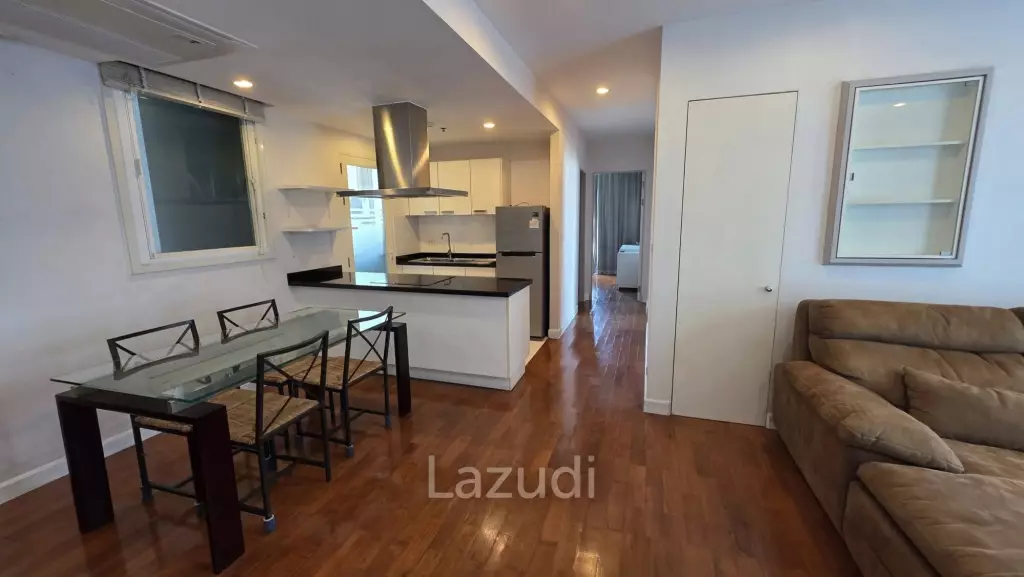 Sophisticated 2-BR in Bangkok's Baan Siri 31 Condo