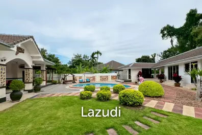Tropical Garden Village 3-Bedroom Villa with Pool and Sauna