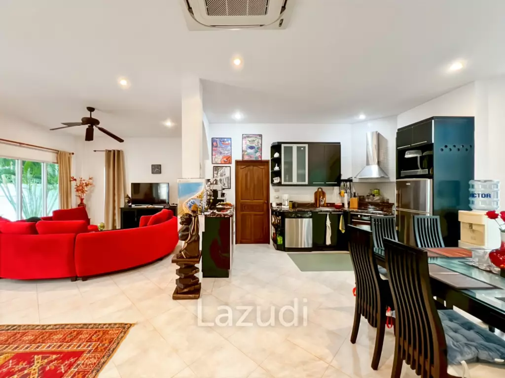 Tropical Garden Village 3-Bedroom Villa with Pool and Sauna