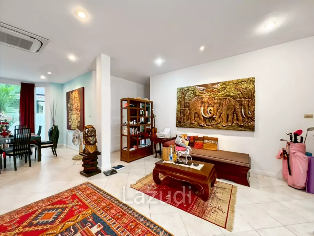 Tropical Garden Village 3-Bedroom Villa with Pool and Sauna