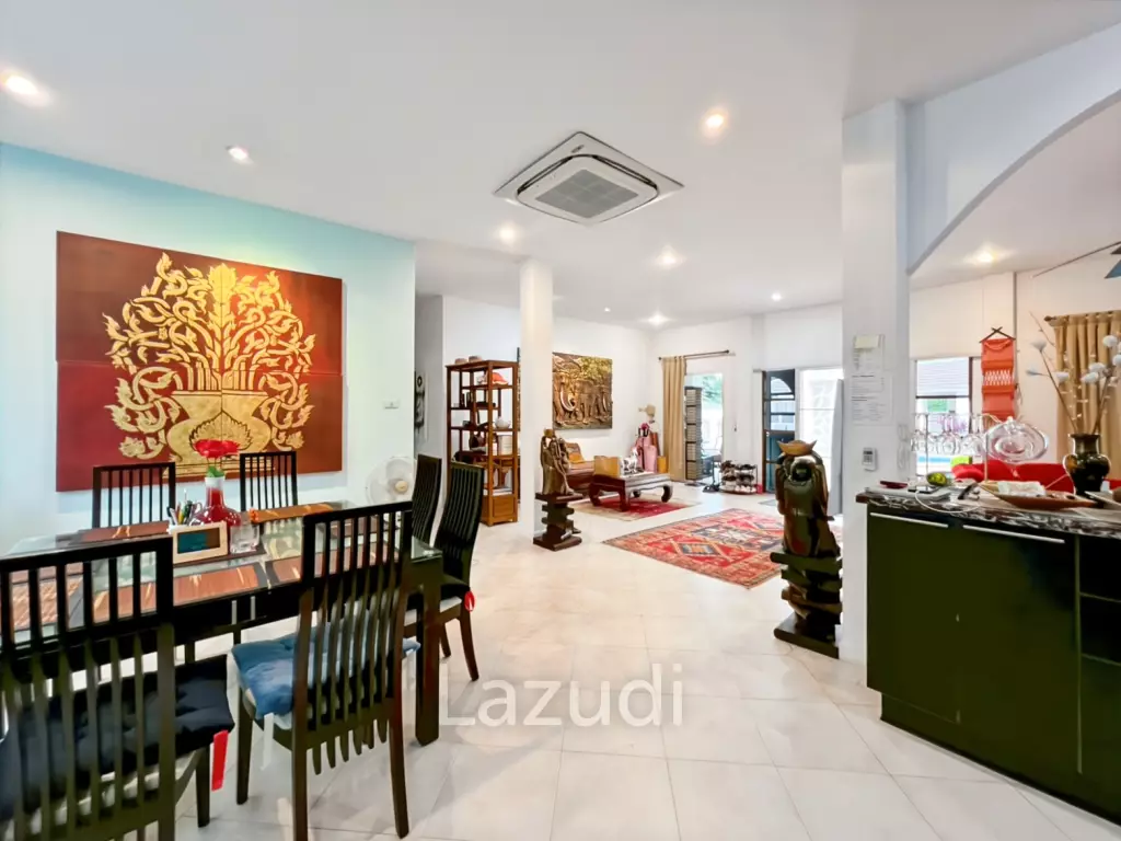 Tropical Garden Village 3-Bedroom Villa with Pool and Sauna