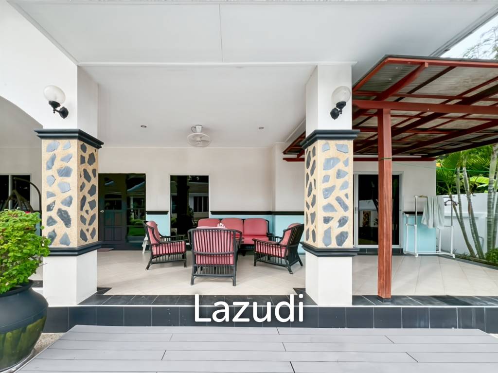 Tropical Garden Village 3-Bedroom Villa with Pool and Sauna