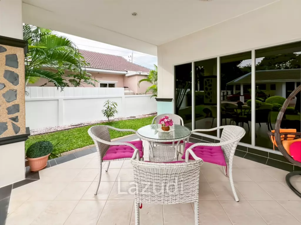 Tropical Garden Village 3-Bedroom Villa with Pool and Sauna