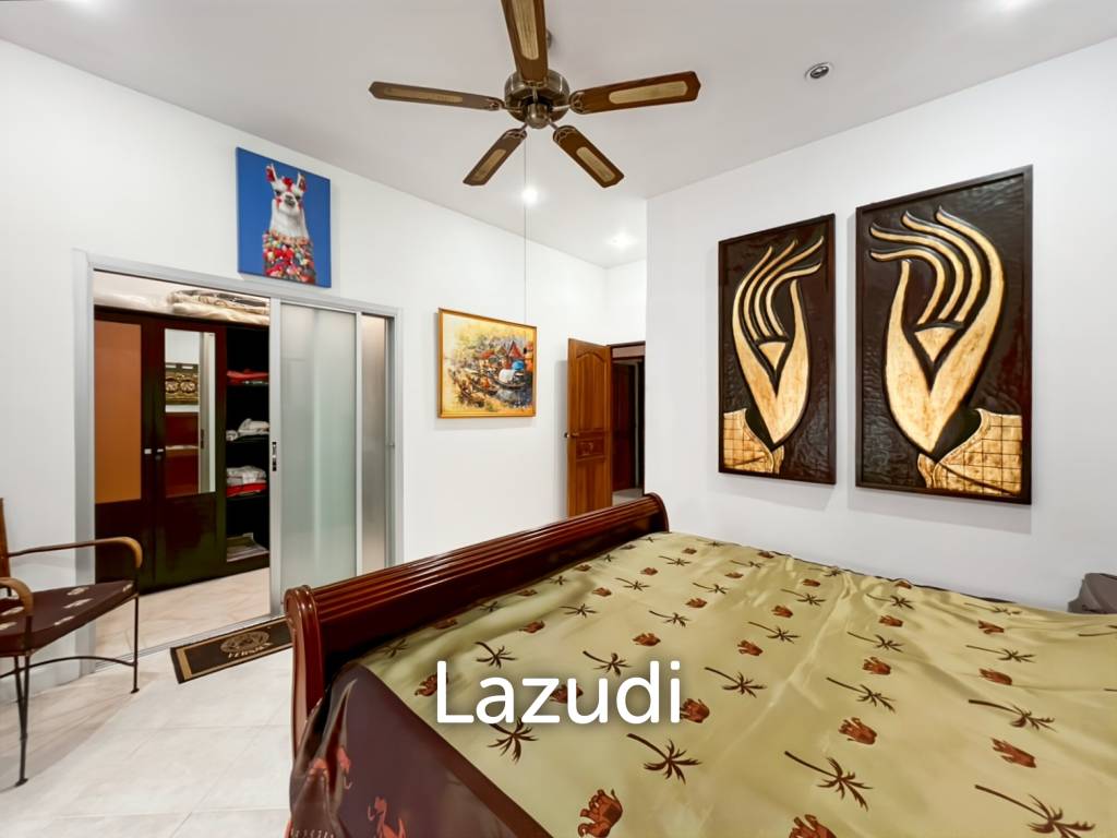 Tropical Garden Village 3-Bedroom Villa with Pool and Sauna