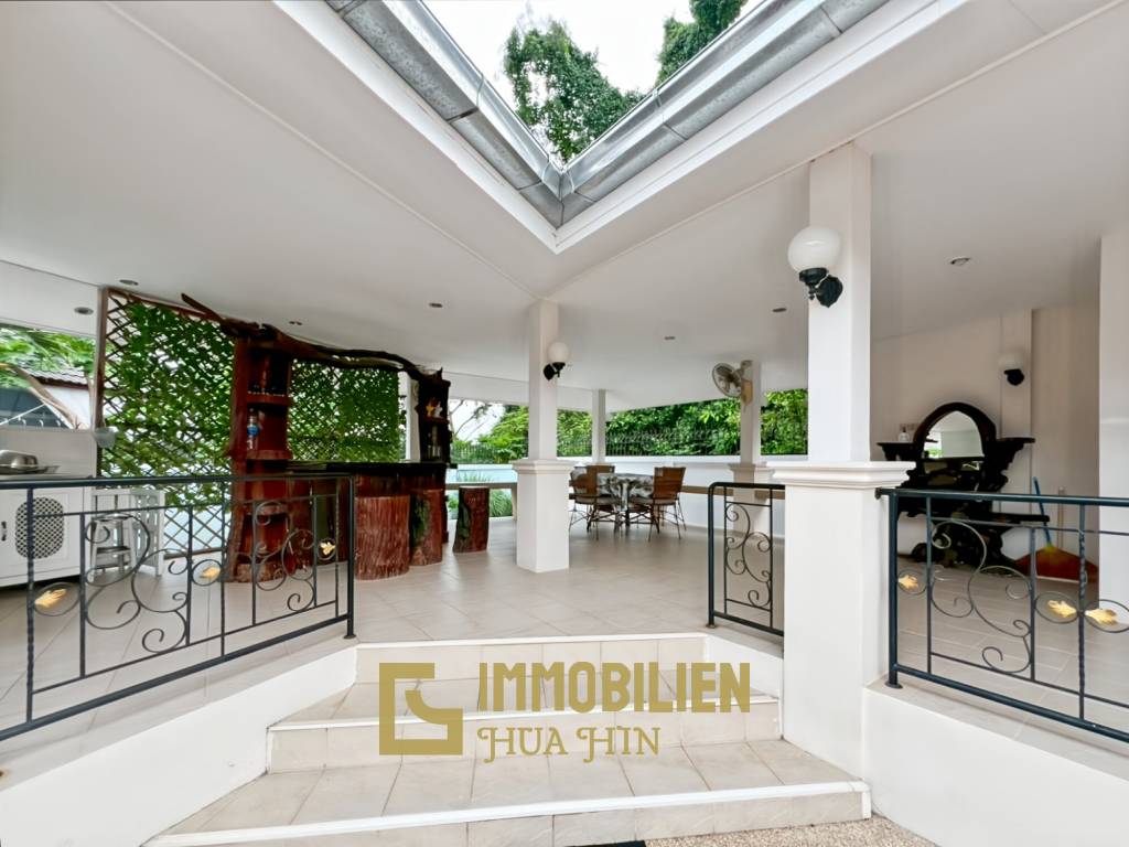 836 qm Grundstück / Sauna / separates Gästehaus