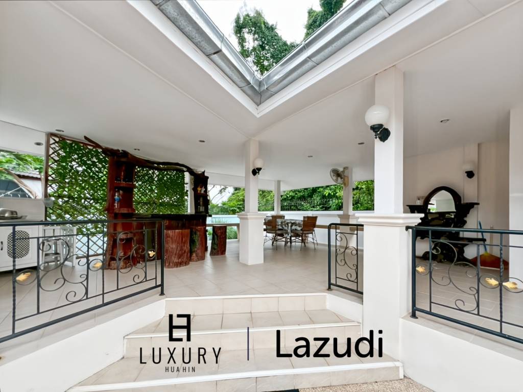 Terrain de 836 m² / sauna / maison d'hôtes indépendante