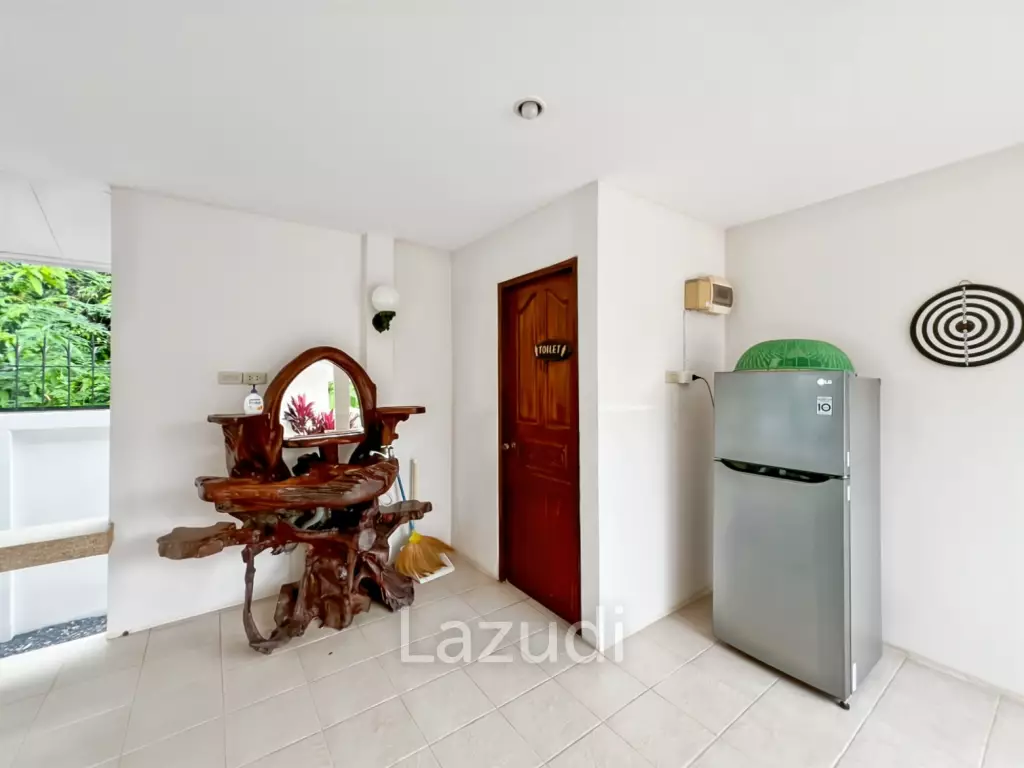 Tropical Garden Village 3-Bedroom Villa with Pool and Sauna