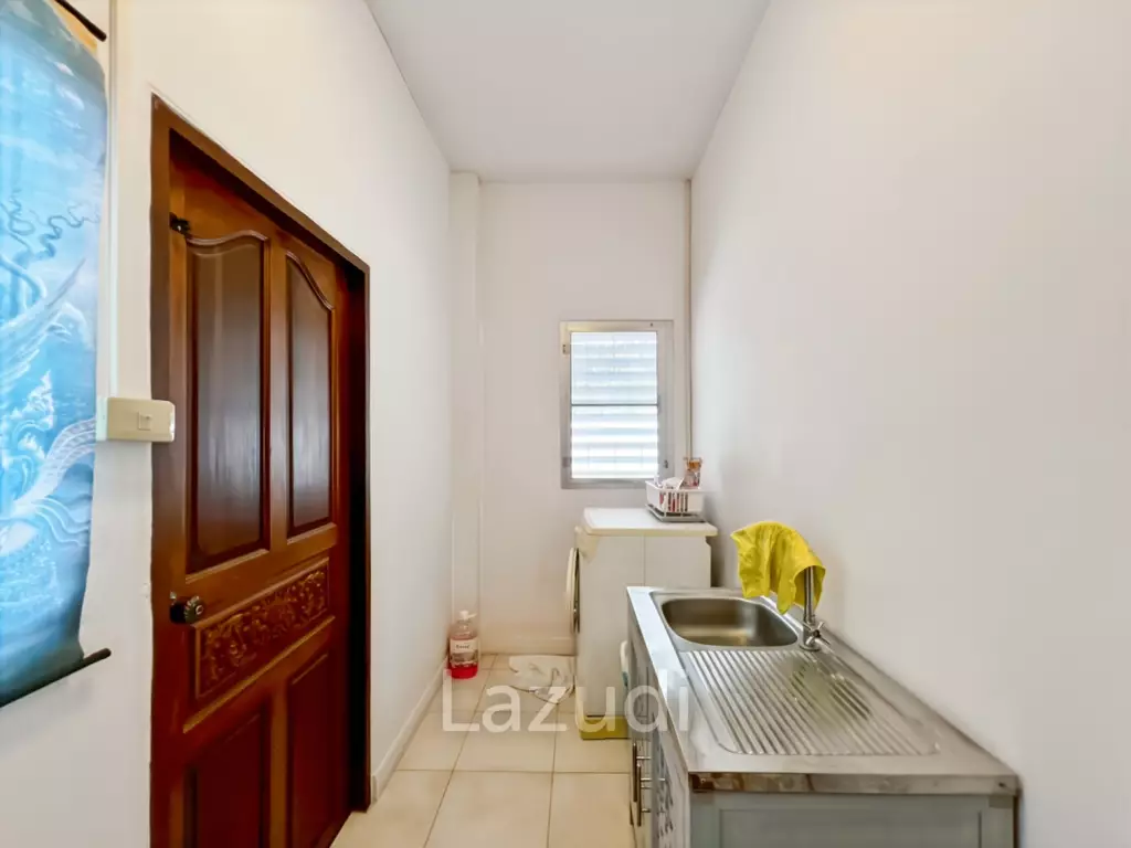 Tropical Garden Village 3-Bedroom Villa with Pool and Sauna