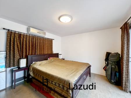 Terrain de 836 m² / sauna / maison d'hôtes indépendante