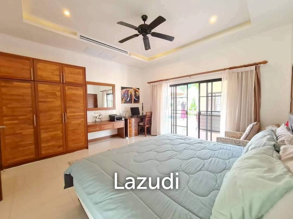 3 Beds 4 Baths 380 SQ.M. Talay Sawan Village