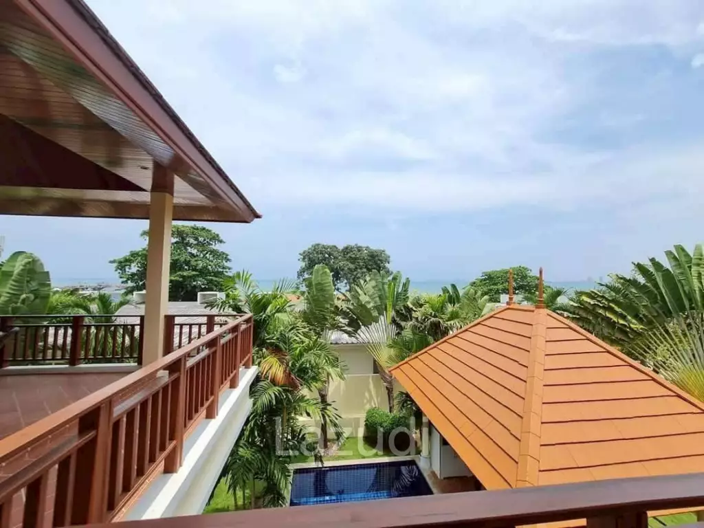3 Beds 4 Baths 380 SQ.M. Talay Sawan Village