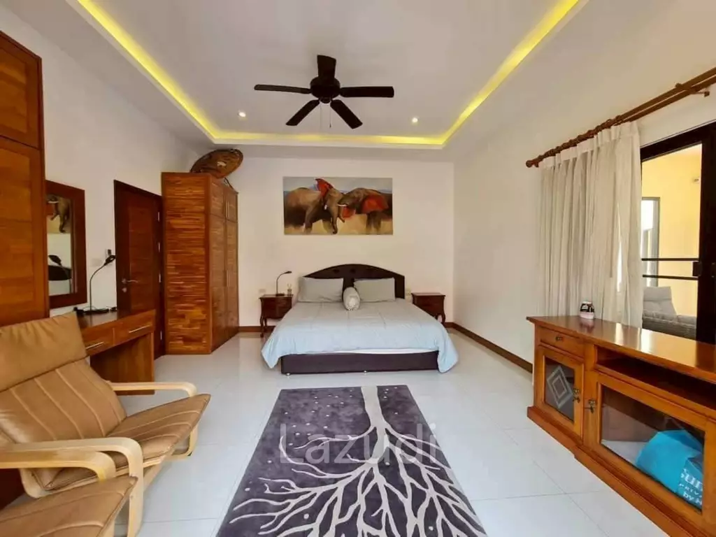 3 Beds 4 Baths 380 SQ.M. Talay Sawan Village