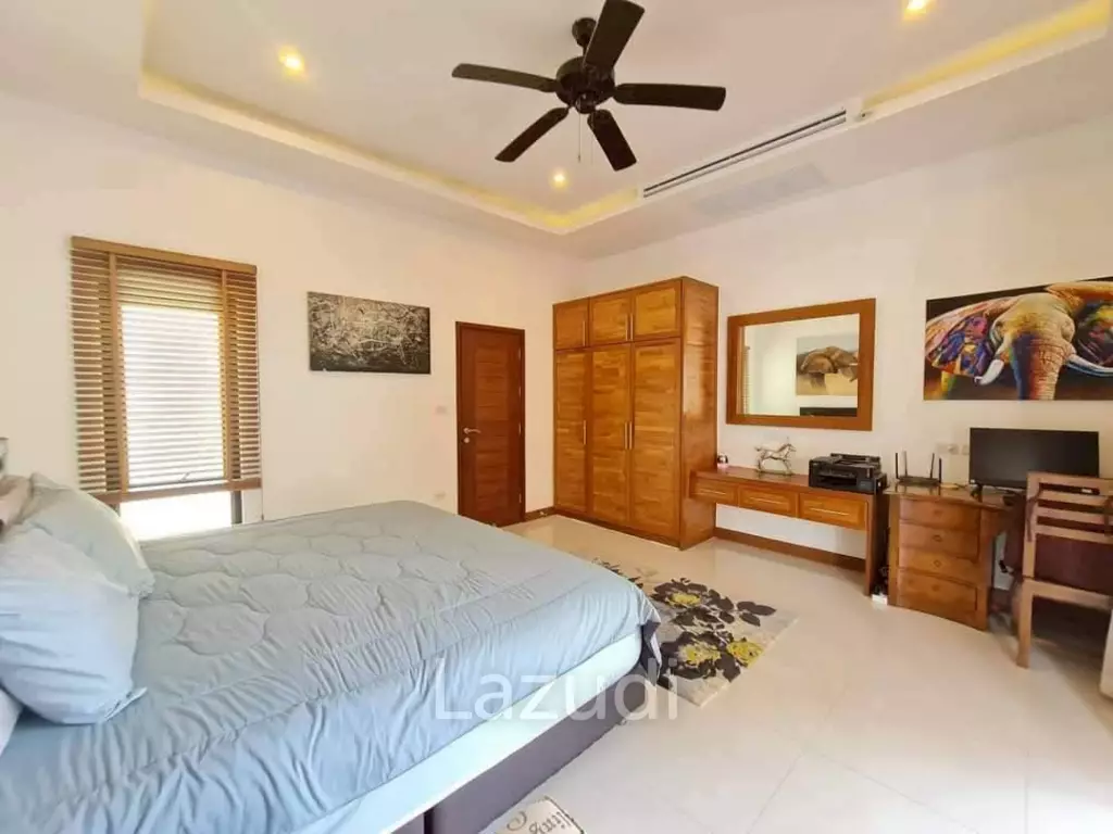 3 Beds 4 Baths 380 SQ.M. Talay Sawan Village