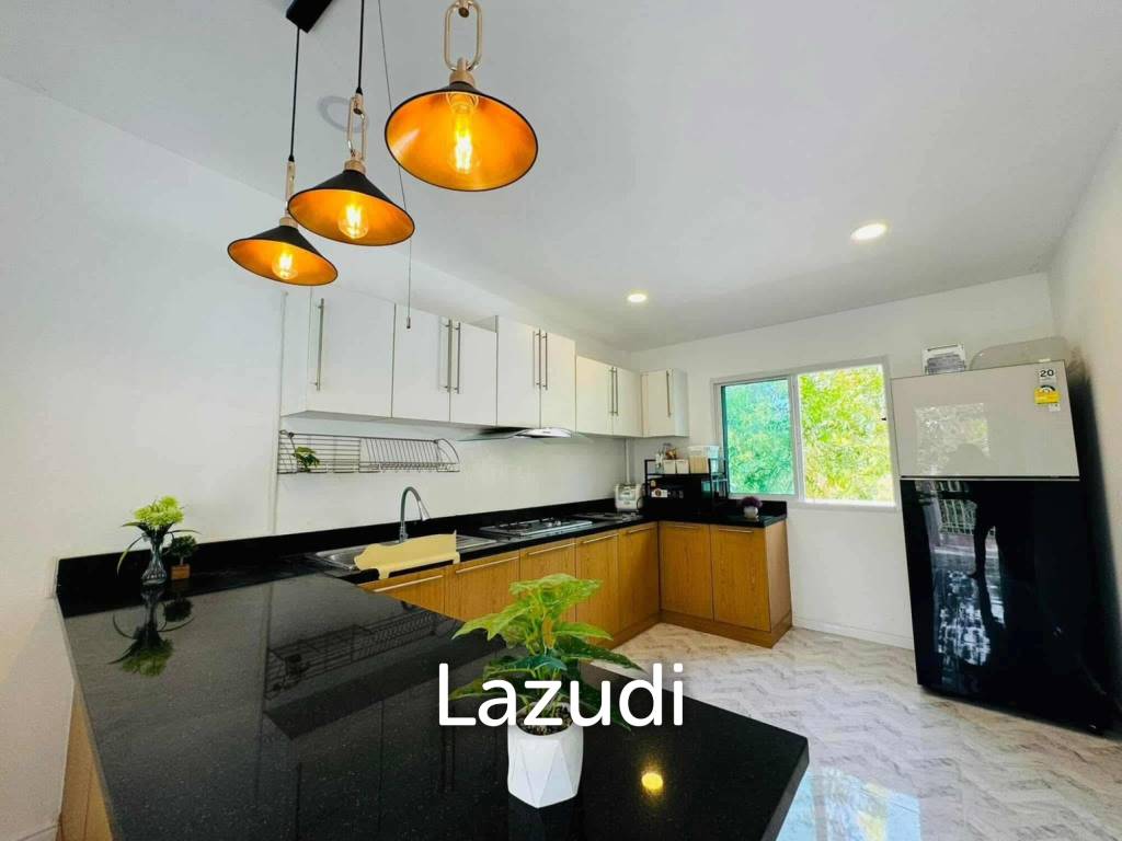 952 ตร.ม 4 เตียง 2 อาบน้ำ วิลล่า For ขาย