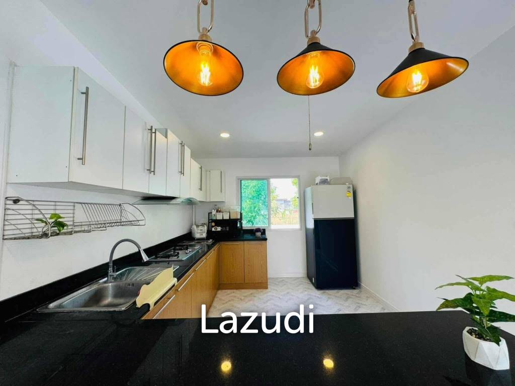 952 ตร.ม 4 เตียง 2 อาบน้ำ วิลล่า For ขาย