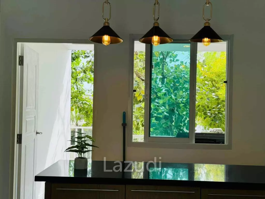 STAND ALONE HOUSE FOR SALE  AT THAP TAI