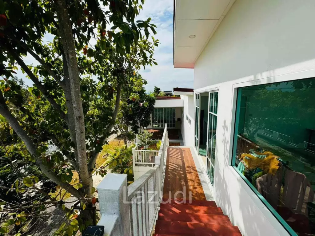 STAND ALONE HOUSE FOR SALE  AT THAP TAI