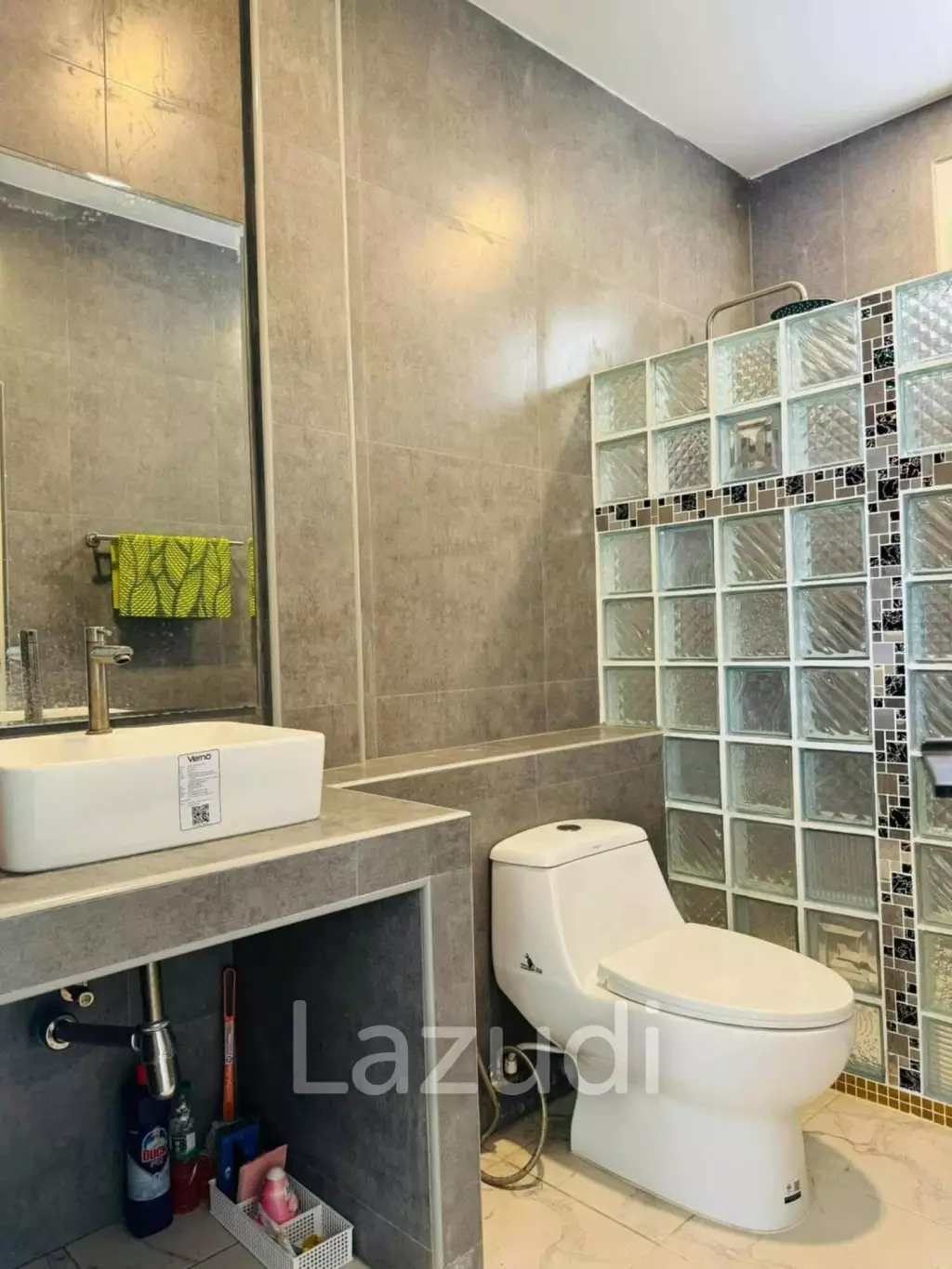 STAND ALONE HOUSE FOR SALE  AT THAP TAI