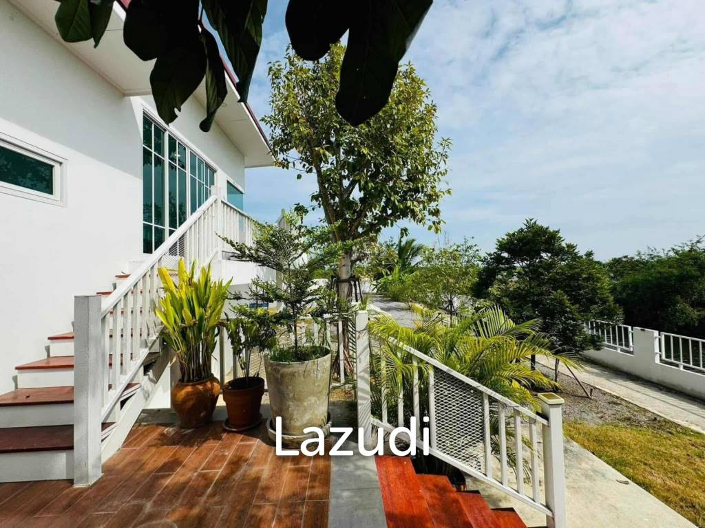 952 ตร.ม 4 เตียง 2 อาบน้ำ วิลล่า For ขาย