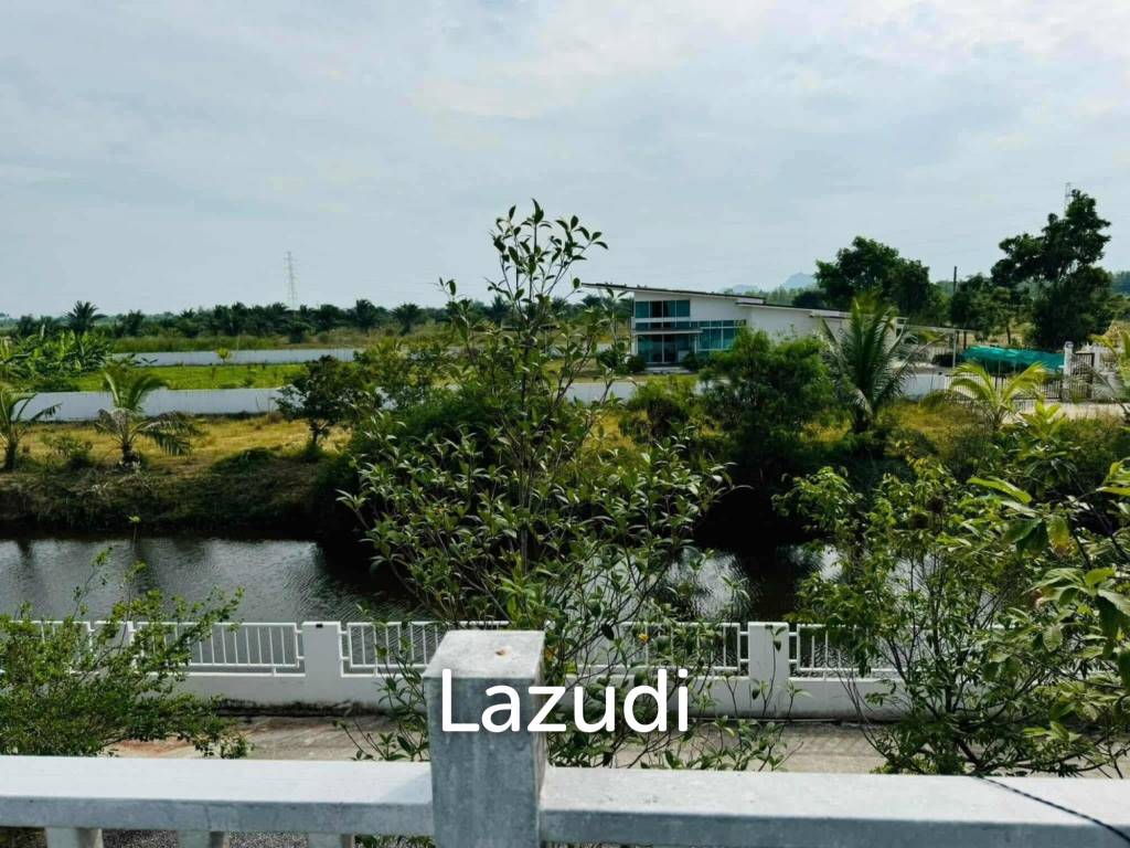 952 ตร.ม 4 เตียง 2 อาบน้ำ วิลล่า For ขาย