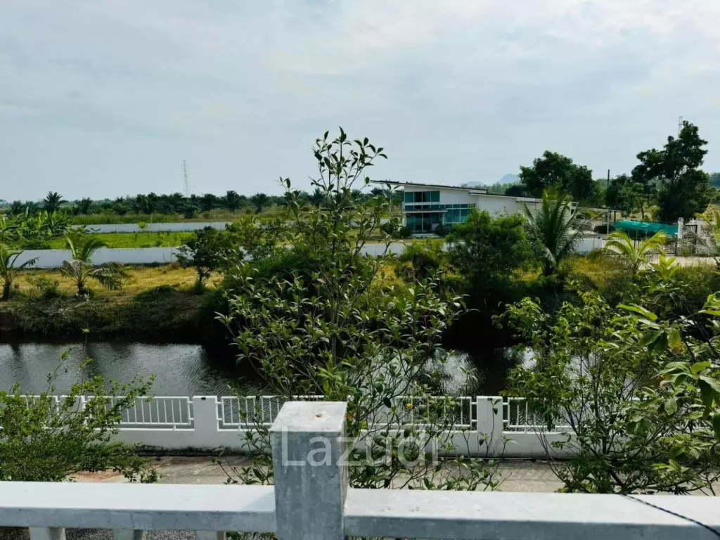 STAND ALONE HOUSE FOR SALE  AT THAP TAI