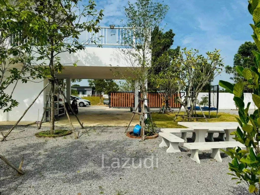 STAND ALONE HOUSE FOR SALE  AT THAP TAI