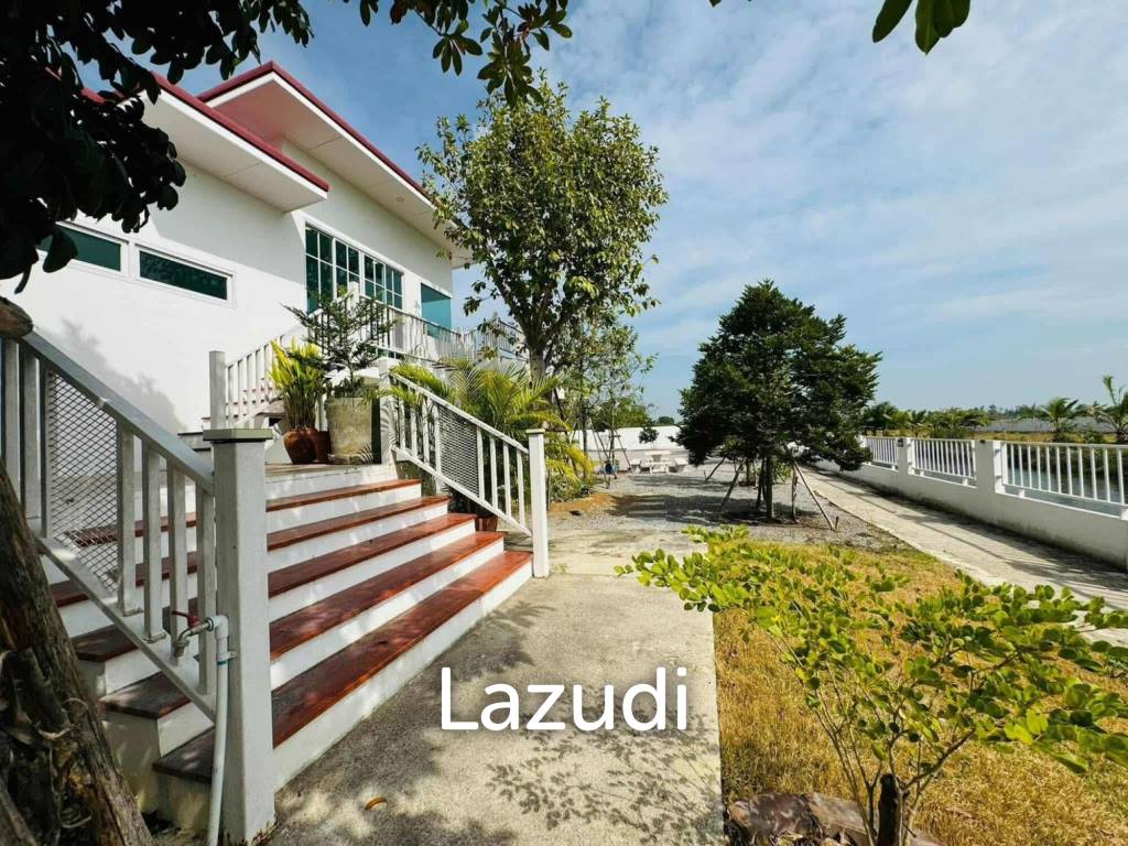 952 ตร.ม 4 เตียง 2 อาบน้ำ วิลล่า For ขาย