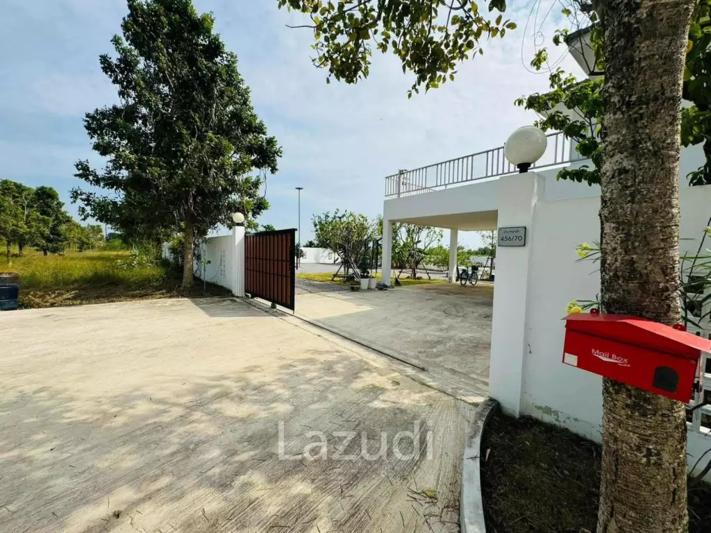 STAND ALONE HOUSE FOR SALE  AT THAP TAI