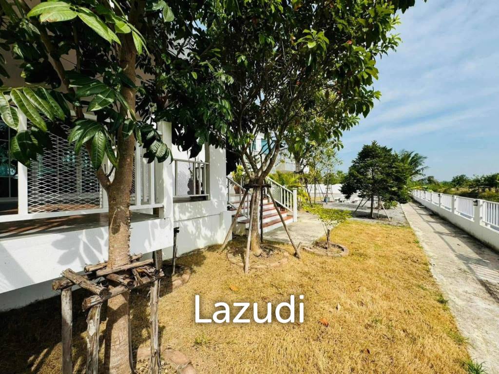 952 ตร.ม 4 เตียง 2 อาบน้ำ วิลล่า For ขาย