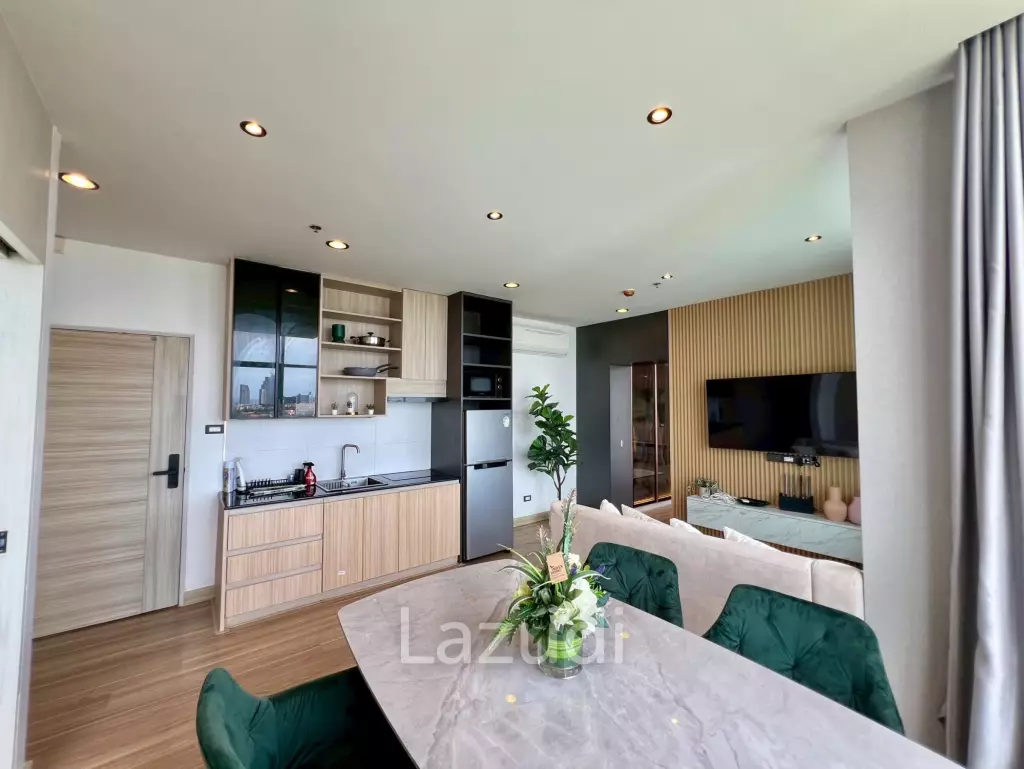 2 Beds 2 Baths 63 SQ.M. The Twin Tower Jomtien