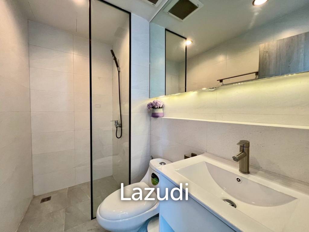2 Beds 2 Baths 63 SQ.M. The Twin Tower Jomtien