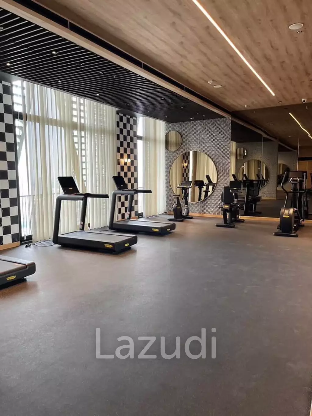 Fully Furnished 1-Bedroom Condo in Noble State 39