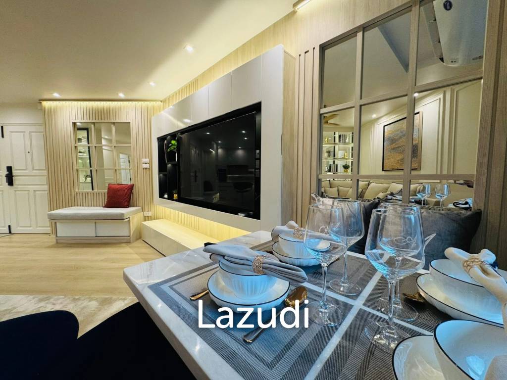 Chic 2BR Condo in Fortune Condo Town Bangkok