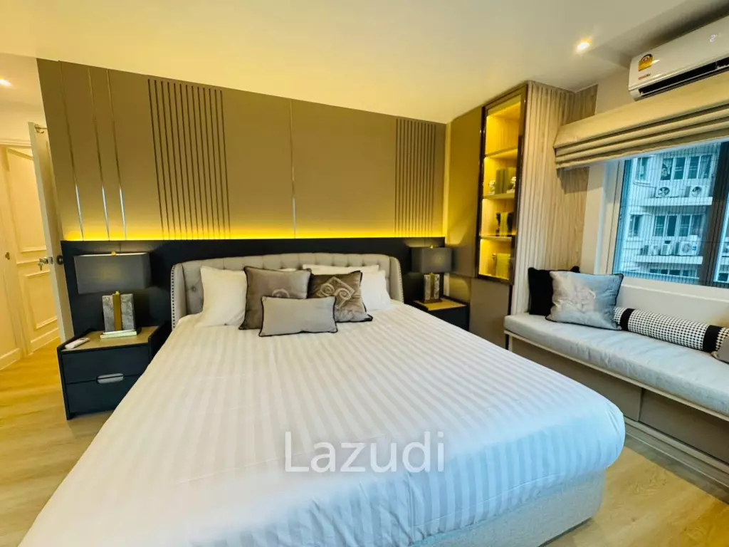 Chic 2BR Condo in Fortune Condo Town Bangkok