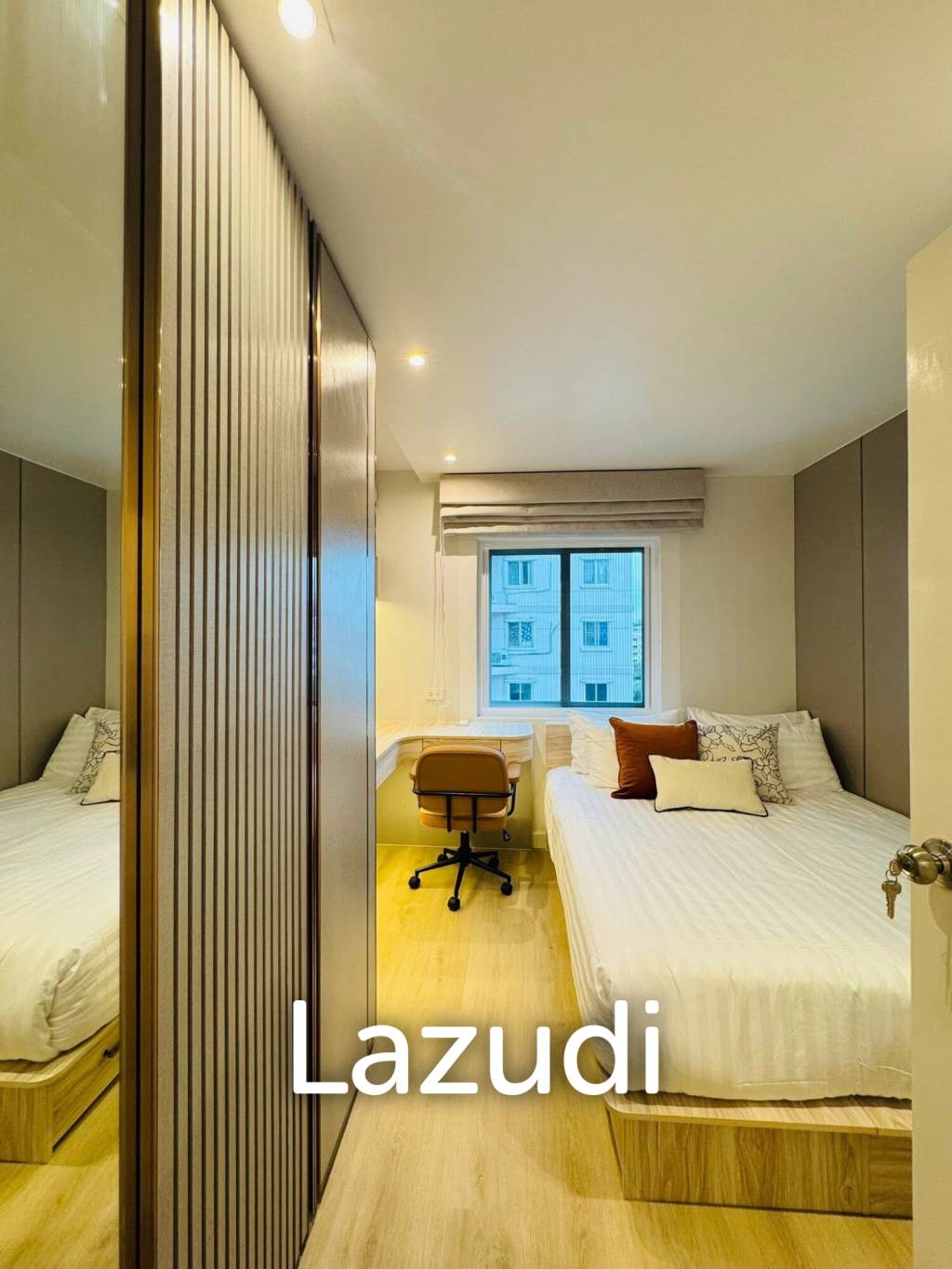 Chic 2BR Condo in Fortune Condo Town Bangkok