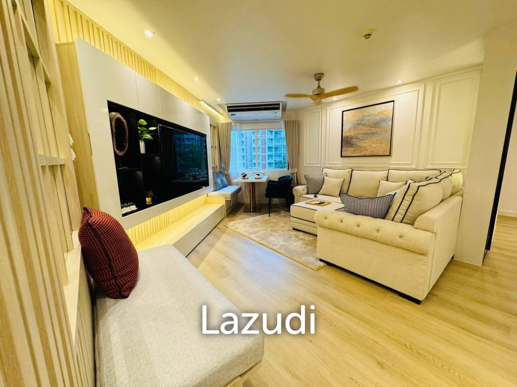 Chic 2BR Condo in Fortune Condo Town Bangkok