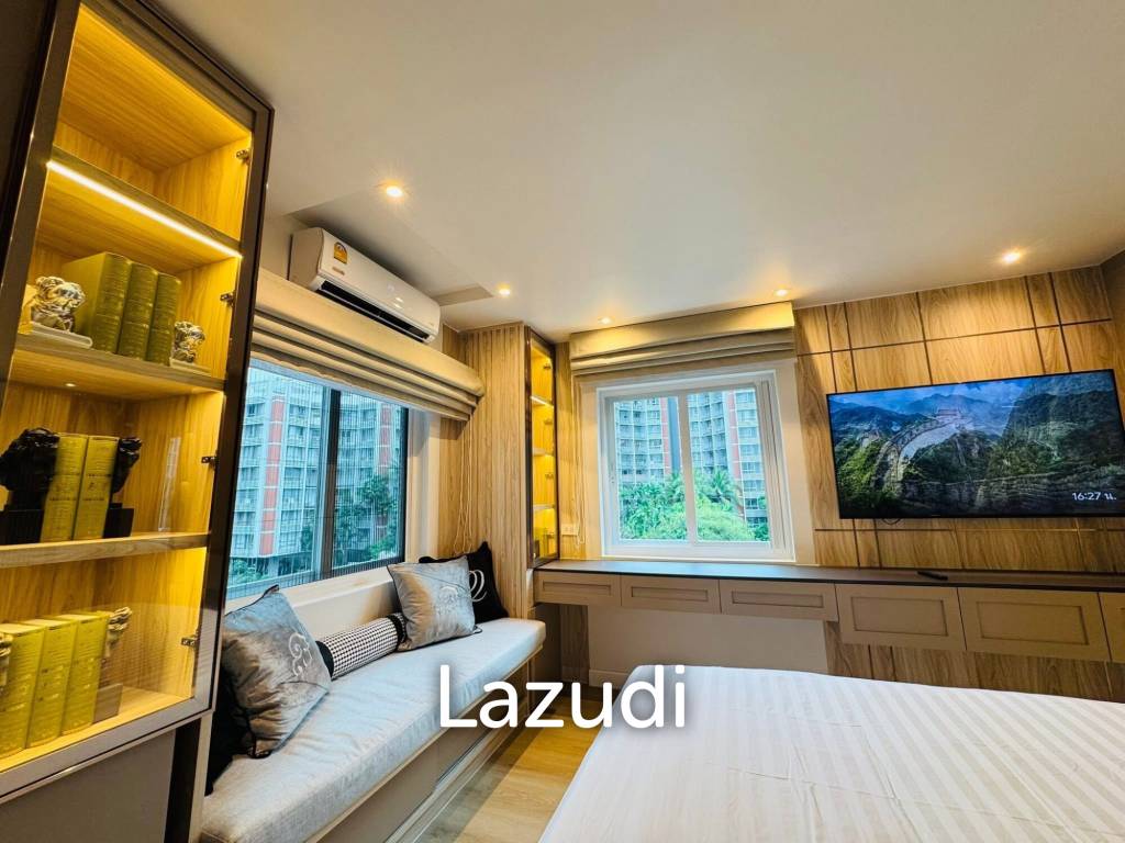 Chic 2BR Condo in Fortune Condo Town Bangkok