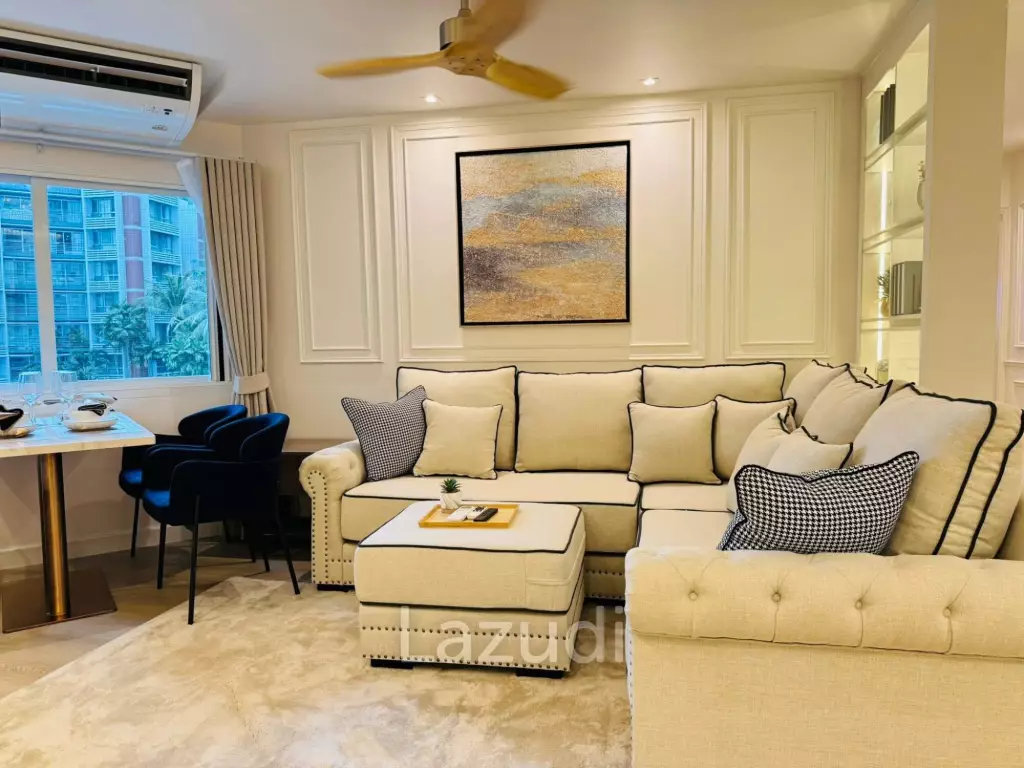 Chic 2BR Condo in Fortune Condo Town Bangkok