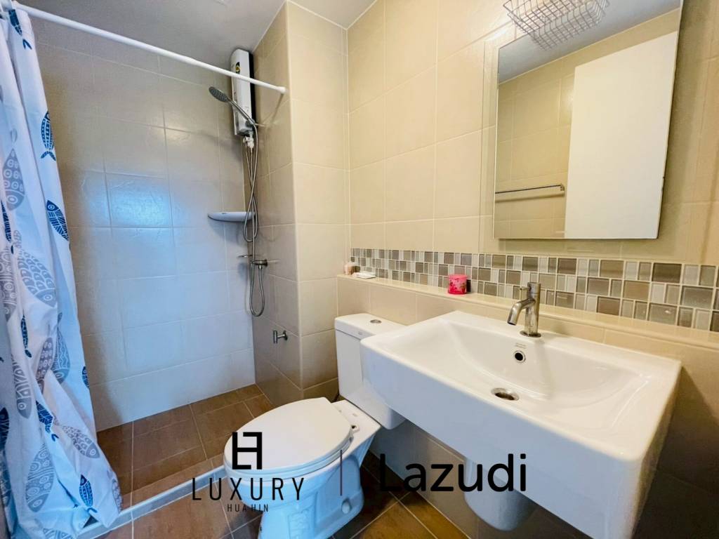 Baan Peang Ploen condo:  Studio condo for Sale walkable to the beach