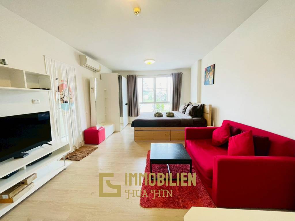 großer Gemeinschaftspool / Fitnessstudio / komplett möbliert