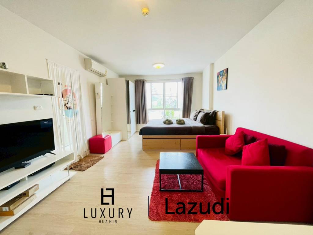 Baan Peang Ploen condo:  Studio condo for Sale walkable to the beach