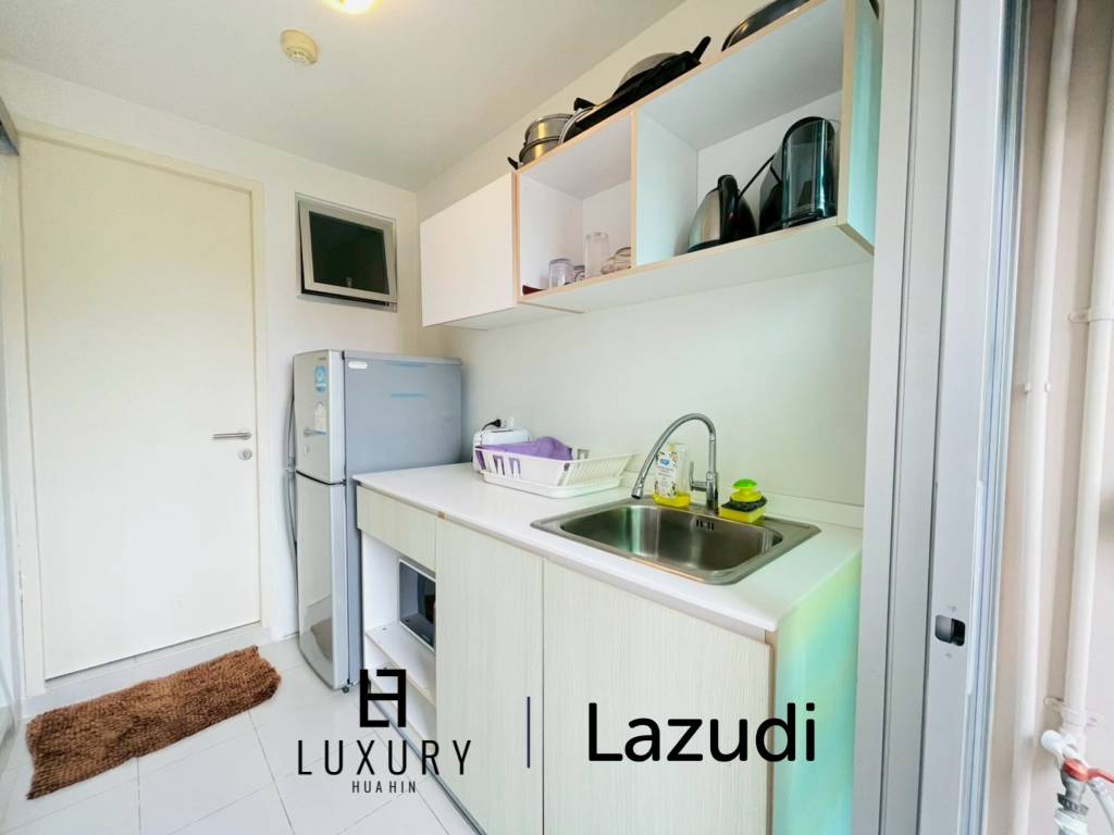 Baan Peang Ploen condo:  Studio condo for Sale walkable to the beach