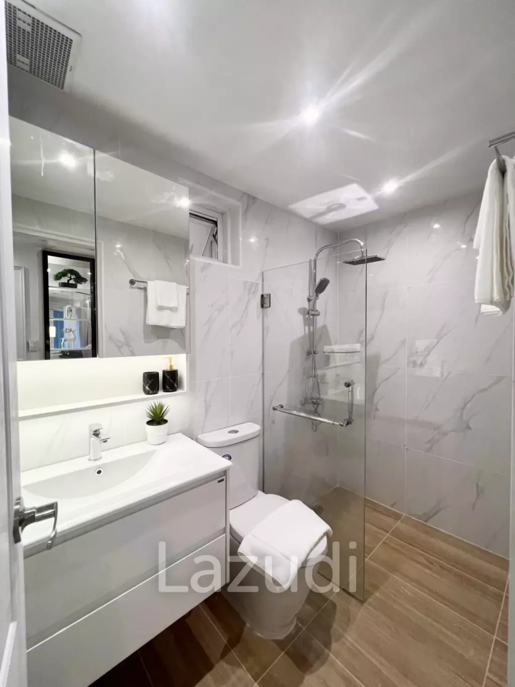 Fortune Condo Town: Spacious 2-Bedroom in Chong Nonsi