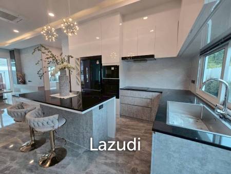 Luxurious 3-Bedroom Pool Villa in Hua Hin