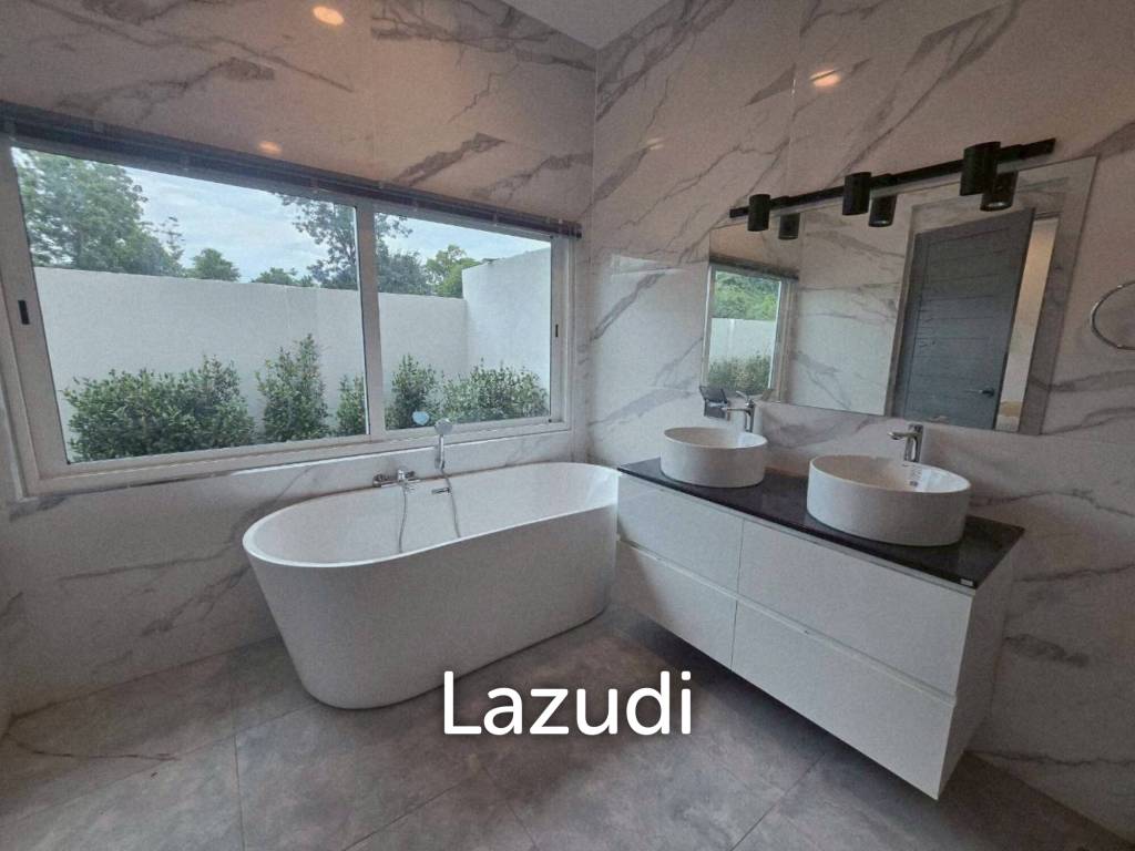 Luxurious 3-Bedroom Pool Villa in Hua Hin