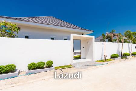 602 ตร.ม 3 เตียง 3 อาบน้ำ วิลล่า For ขาย