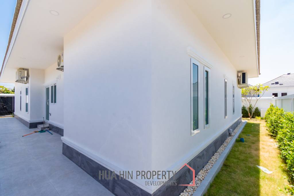 Luxurious 3-Bedroom Pool Villa in Hua Hin - ( UNDER CONSTRUCTION )