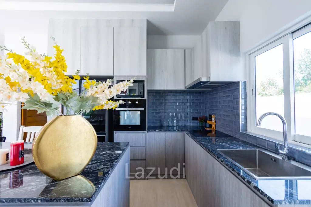 Luxurious 3-Bedroom Pool Villa in Hua Hin - ( UNDER CONSTRUCTION )